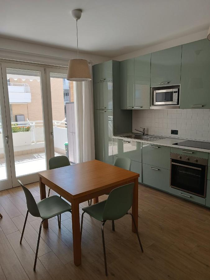 Appartamento Per 4, Metro B Monti Tiburtini, Ac, Wi-Fi โรม ภายนอก รูปภาพ