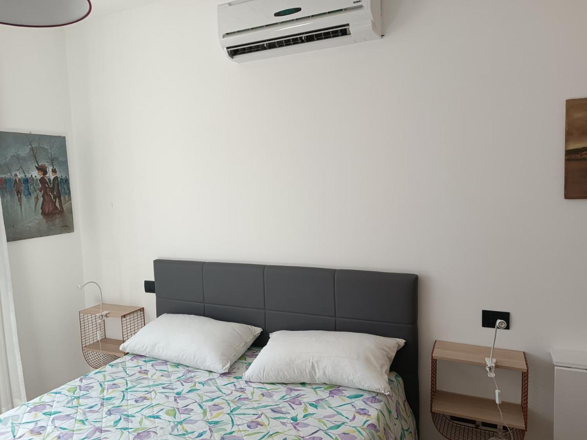 Appartamento Per 4, Metro B Monti Tiburtini, Ac, Wi-Fi โรม ภายนอก รูปภาพ