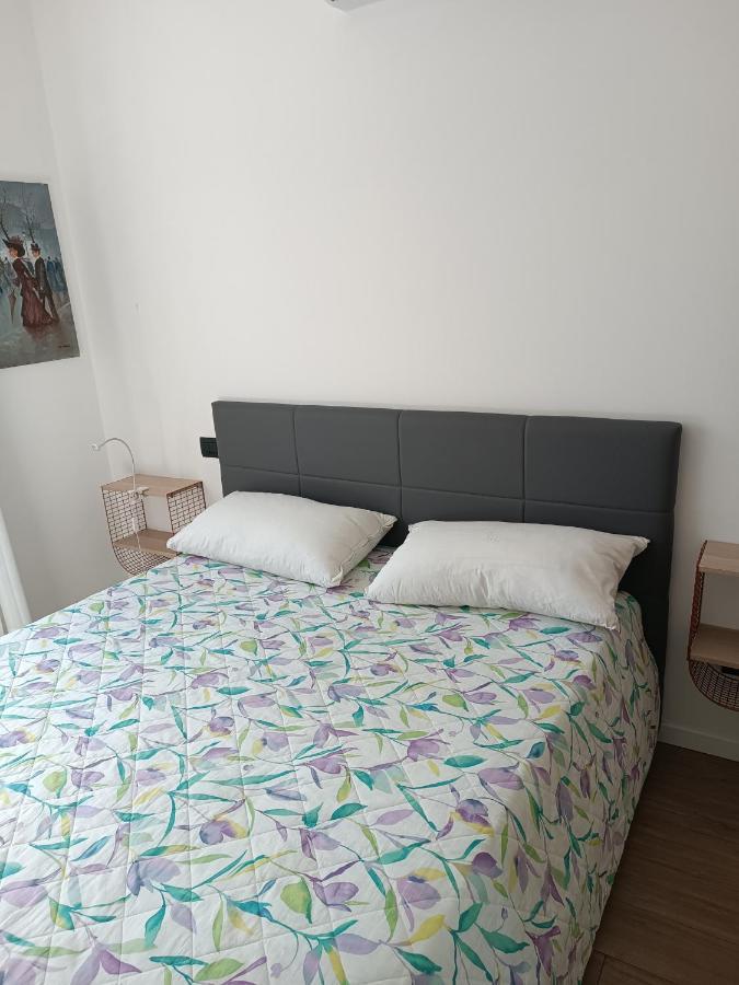 Appartamento Per 4, Metro B Monti Tiburtini, Ac, Wi-Fi โรม ภายนอก รูปภาพ